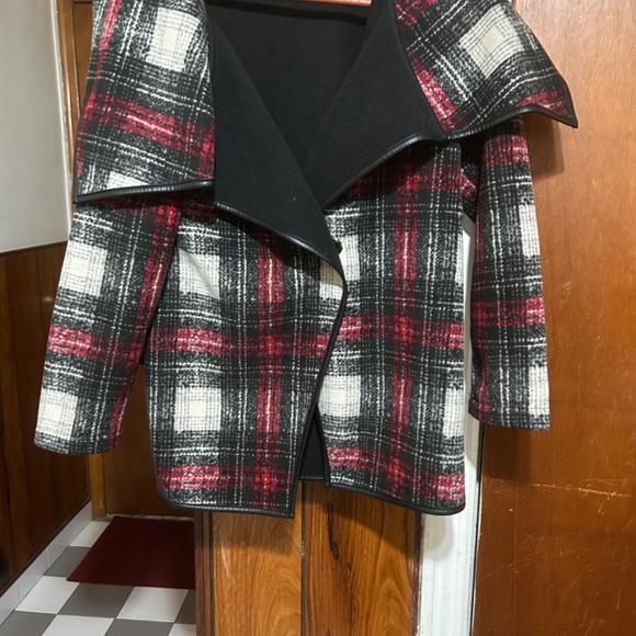 Spring coat - Picture 3 of 5